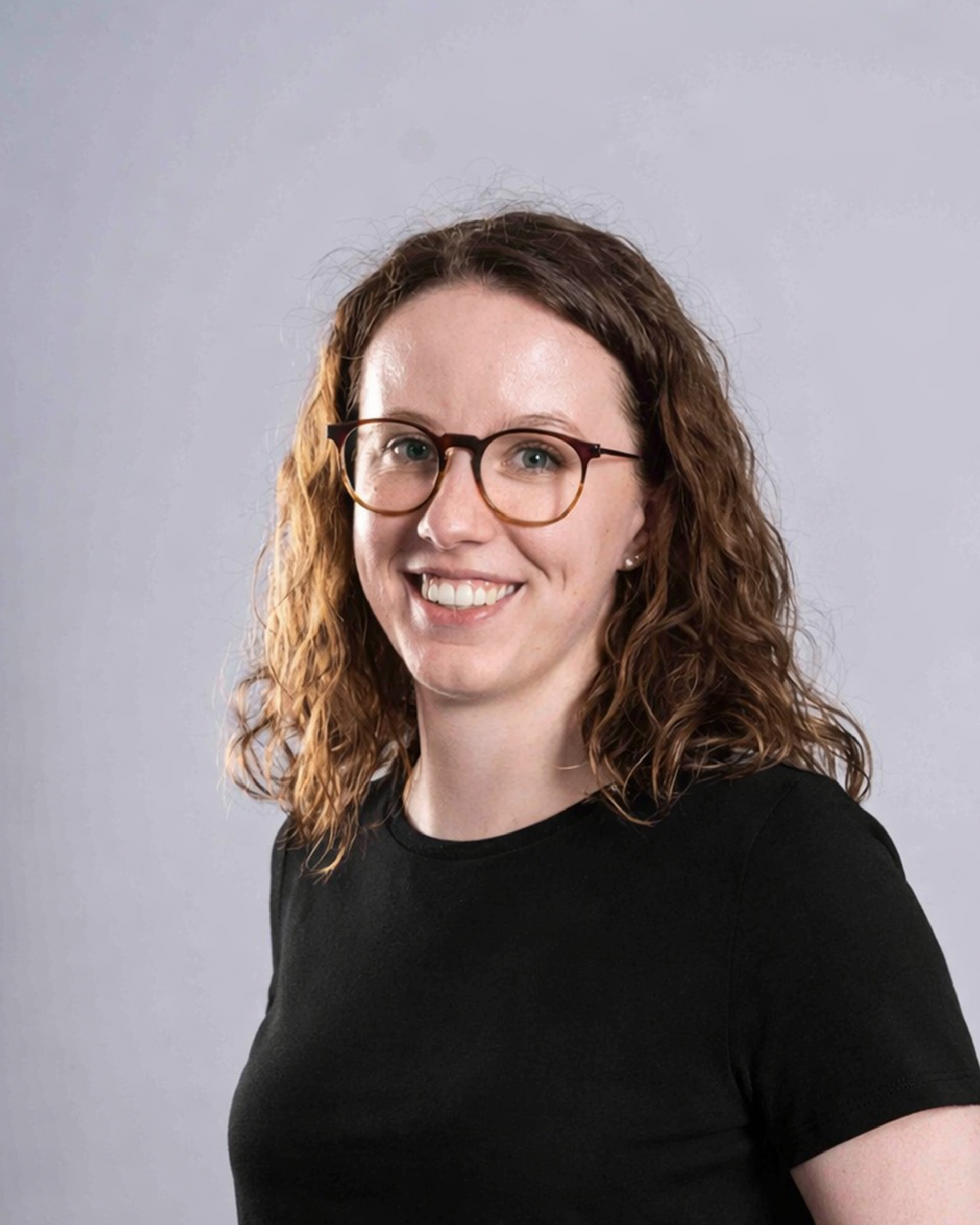 Michelle Gesson, Prokuristin
